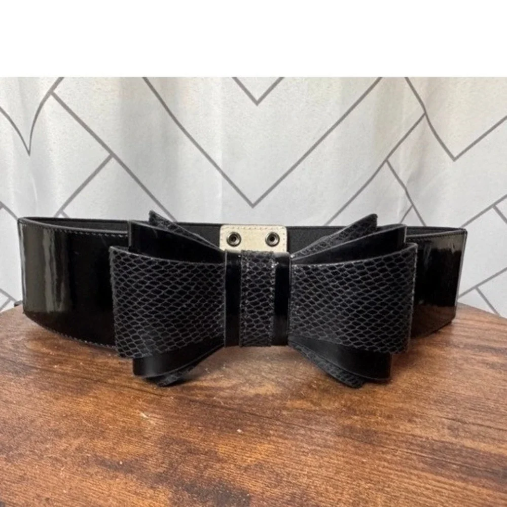 White House Black Market NEW Womens Black Wide Belt Elastic Bow Cinch Patent